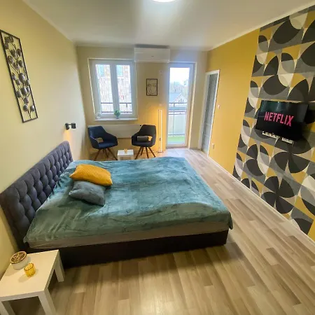 Fresh Smartly Designed Studio Flat & Sunny Balcony Budapest Exterior foto