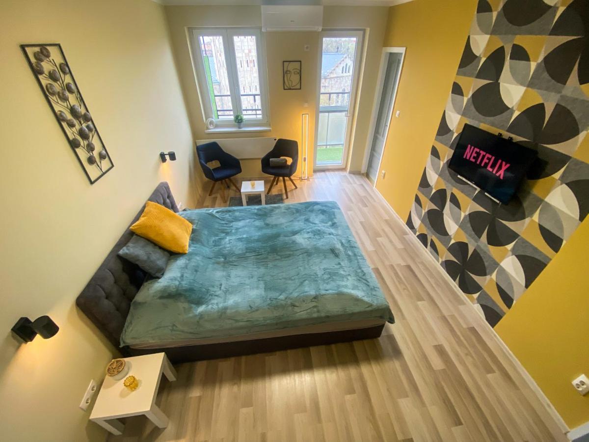 Apartment Fresh Smartly Designed Flat & Sunny Balcony Budapest